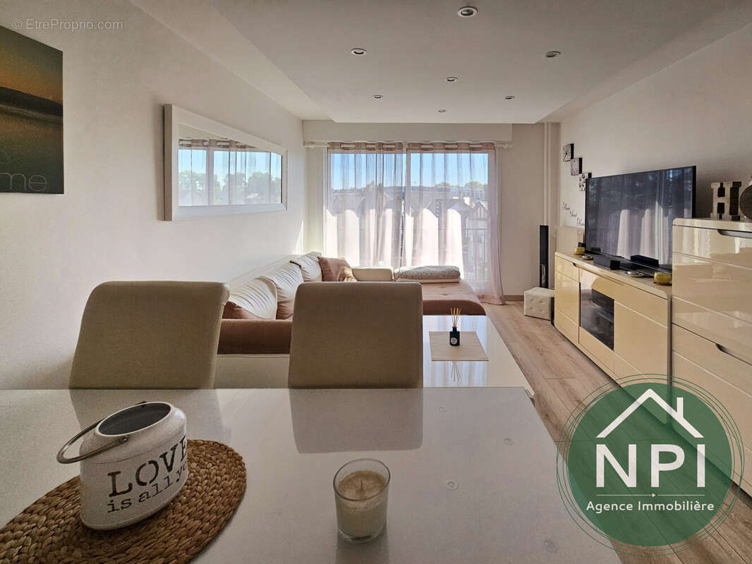 Appartement à LA ROCHETTE