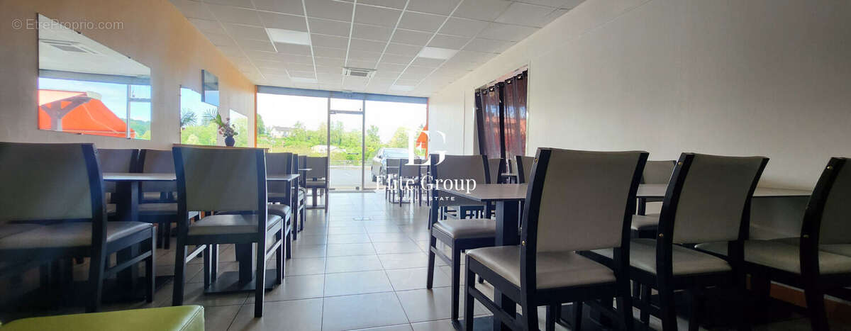 Commerce à SARLAT-LA-CANEDA