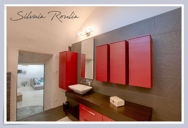 Maison à MALATAVERNE