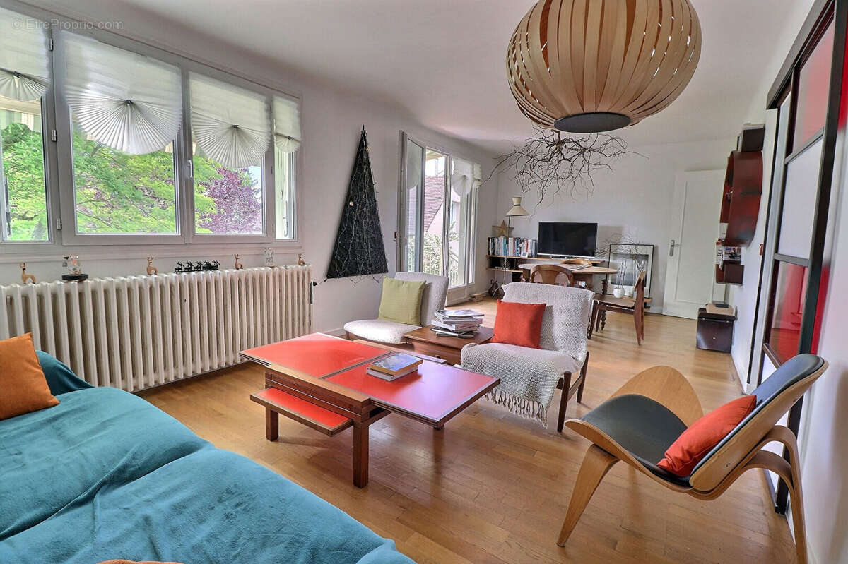 Maison à MAREIL-MARLY