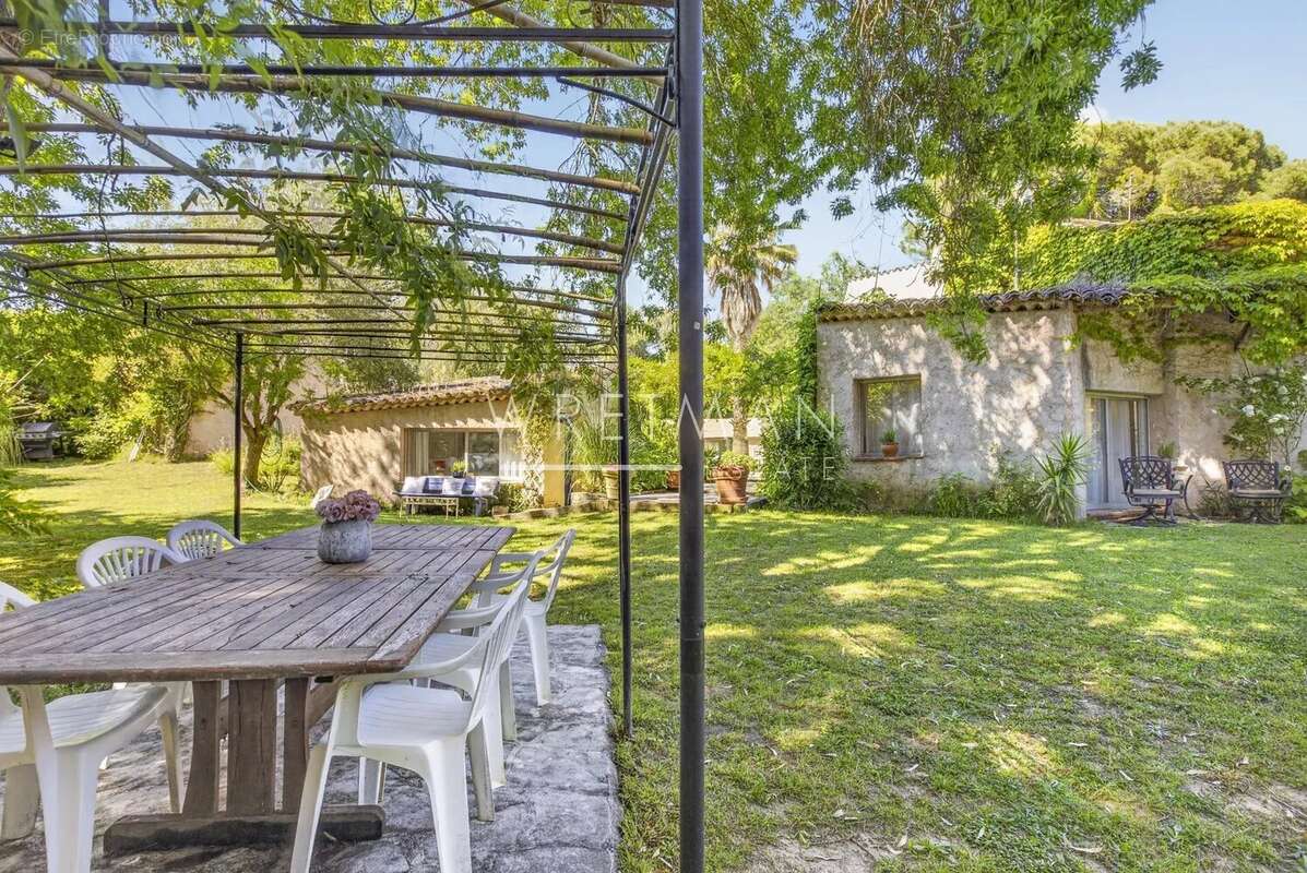 Maison à VENCE