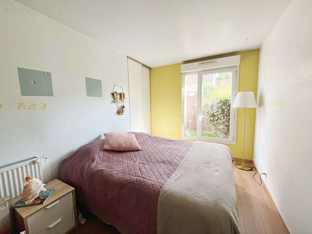 Appartement à NANTERRE