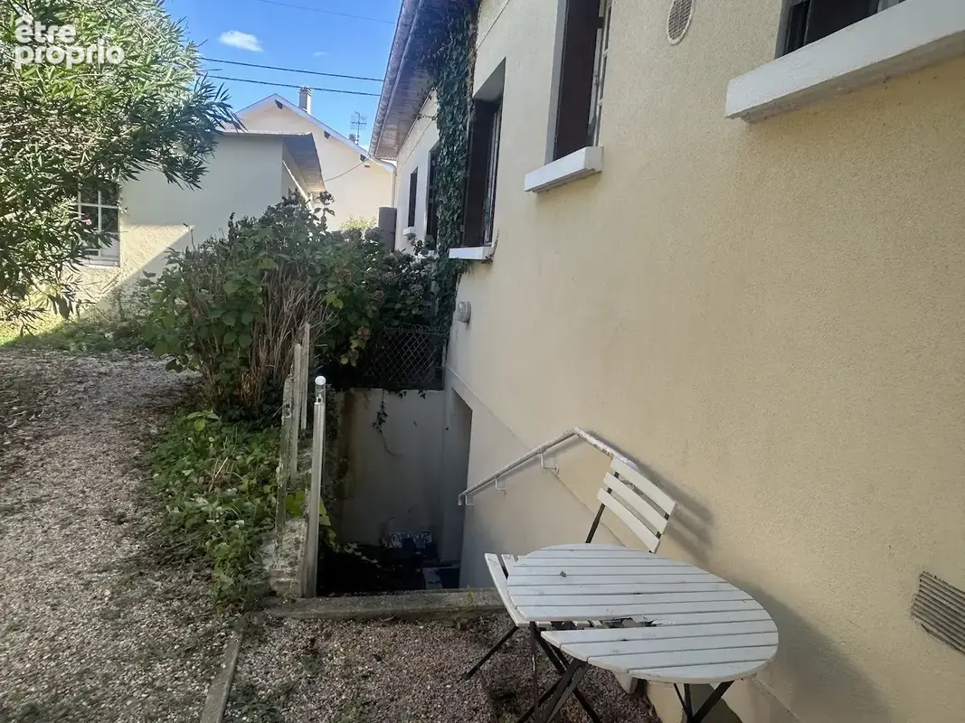 Maison de 4 chambres, avec sous-sol et garage - photo 22