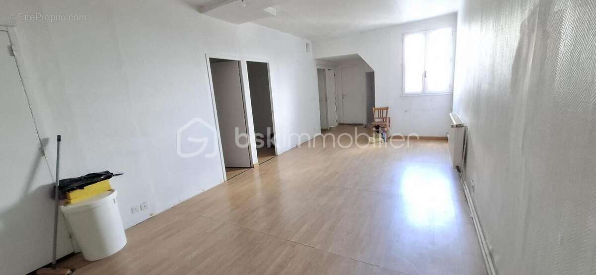 Appartement à CHATEAU-RENAULT
