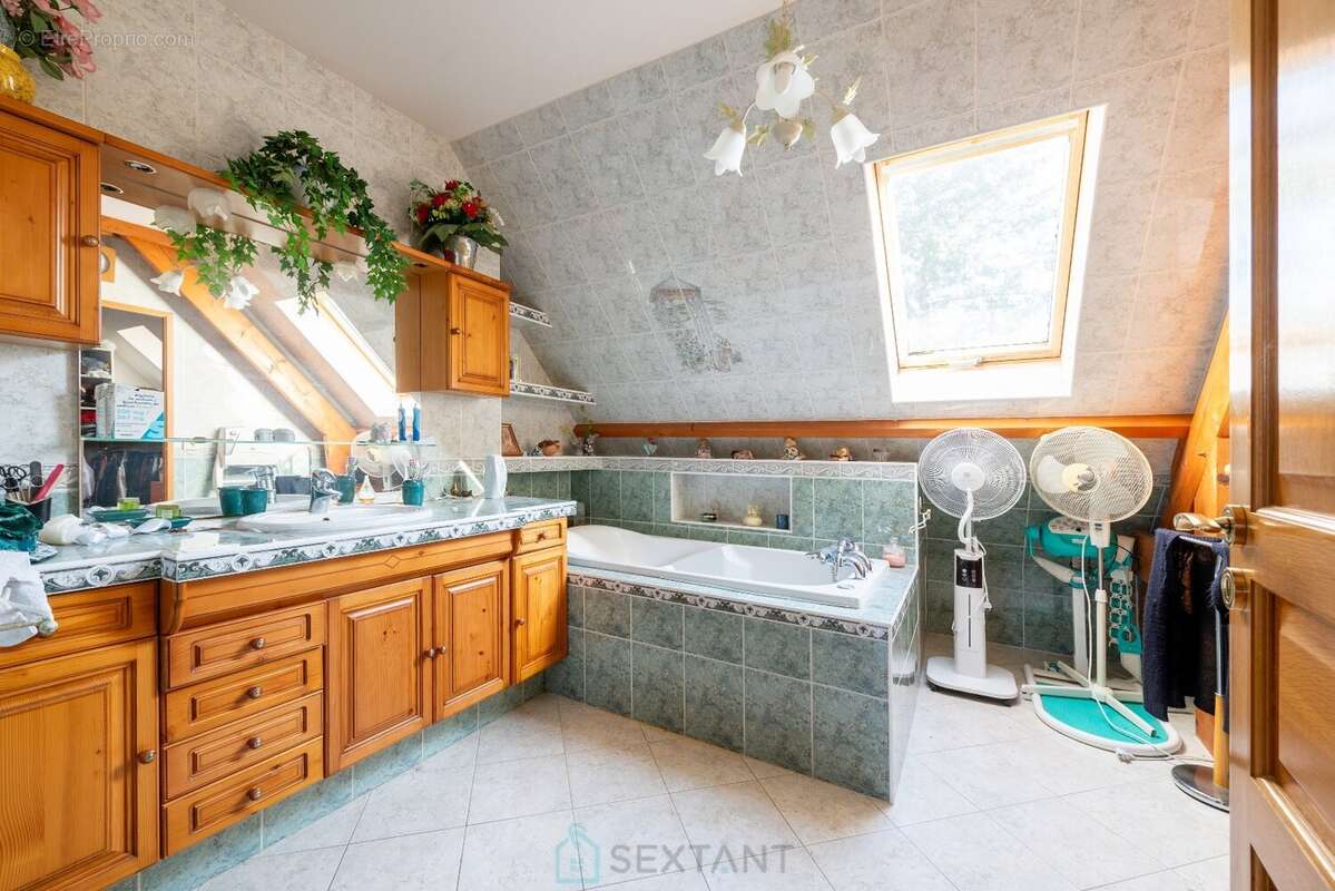 Maison à CHAILLY-EN-BIERE