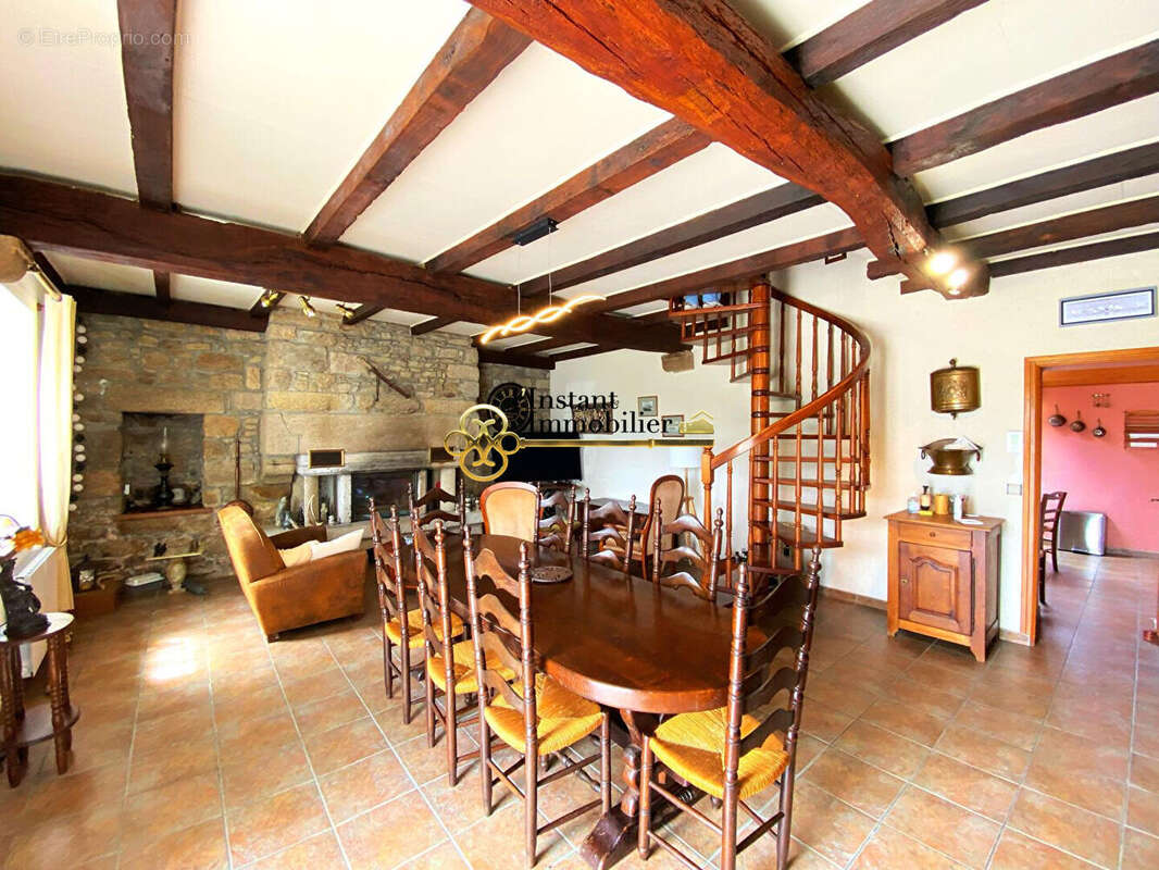 Maison à CLEDER
