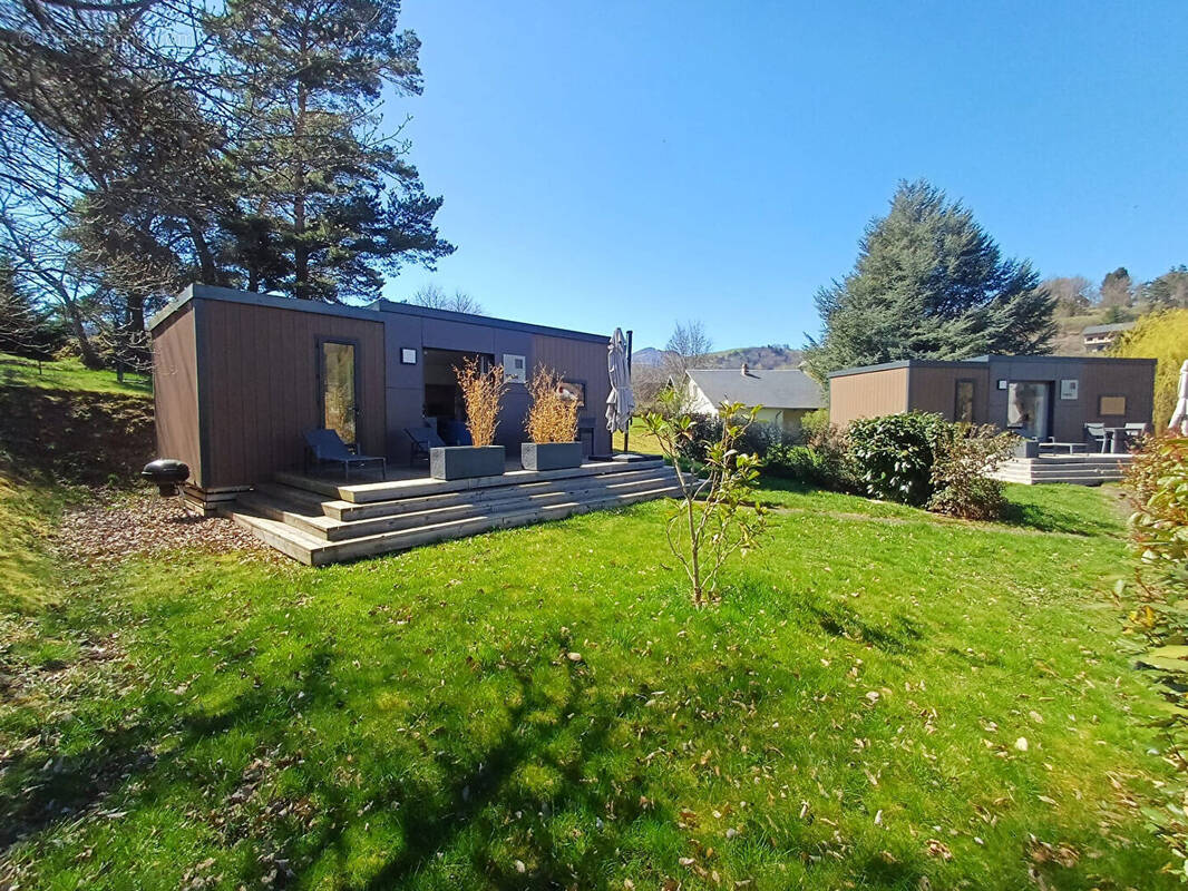 Appartement à CHAMBON-SUR-LAC