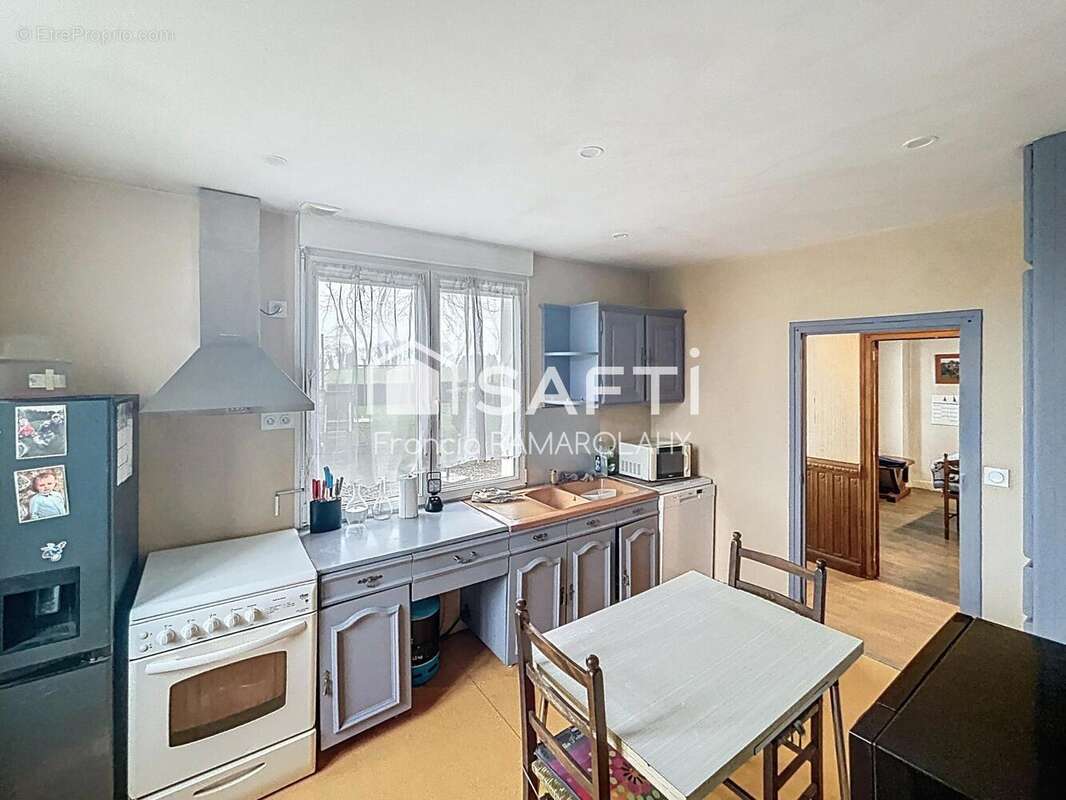 Maison 103 m² à Brece  - photo 6