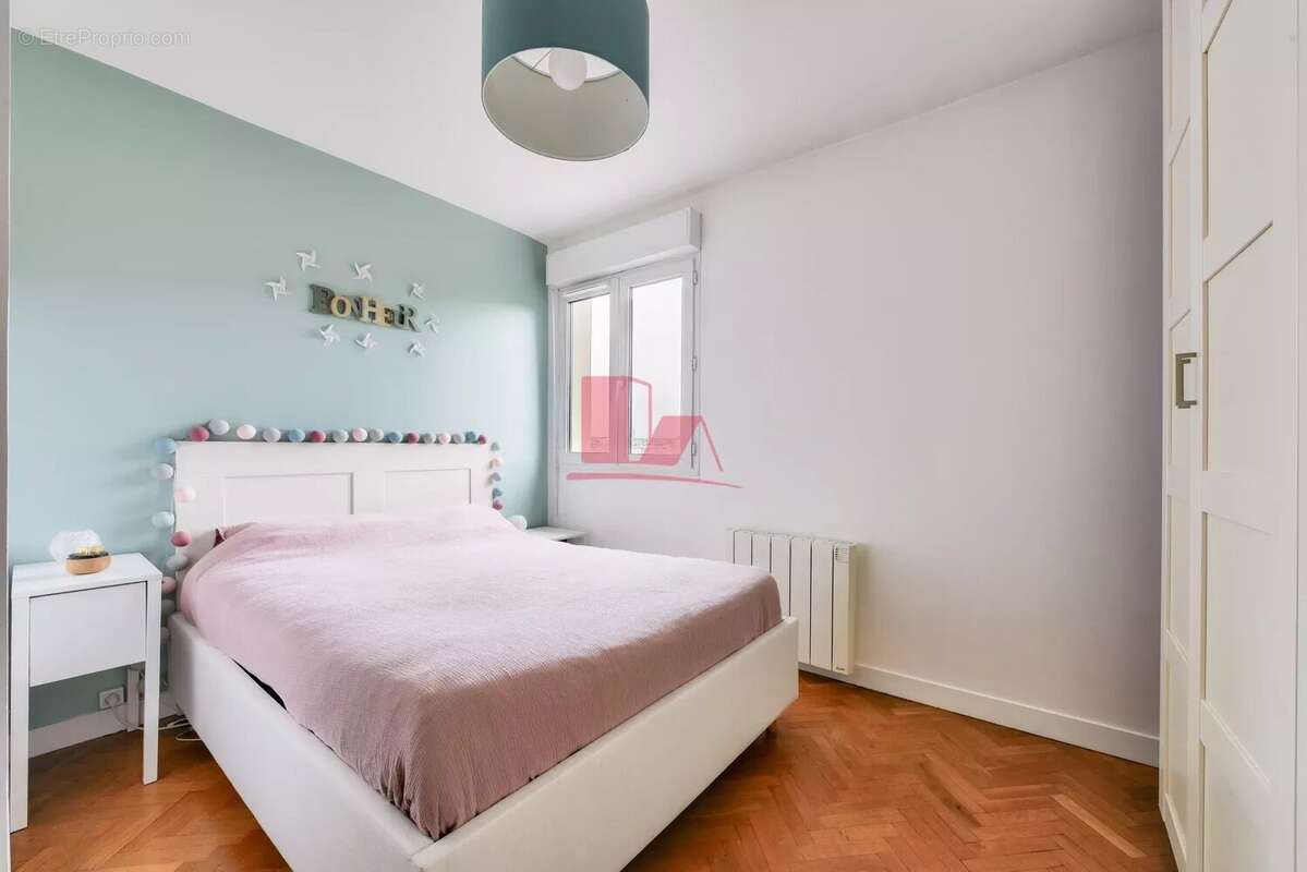 Appartement à ISSY-LES-MOULINEAUX