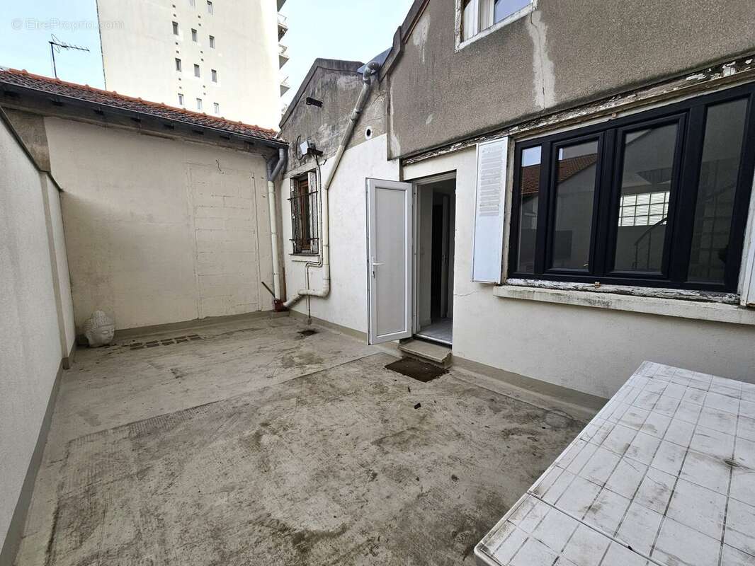 Terrasse - Appartement à ASNIERES-SUR-SEINE