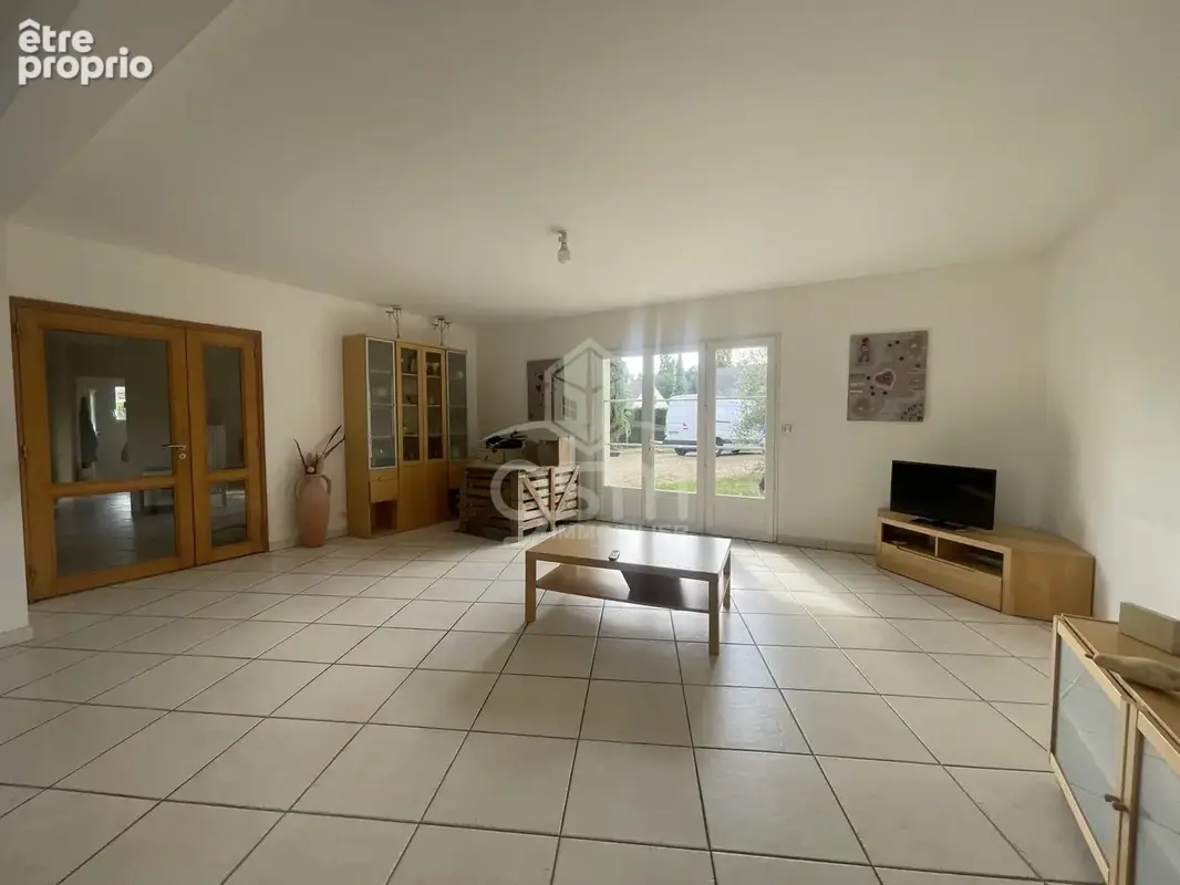 Maison 7 pièces 242 m² à vendre à Veigne (37250) - photo 5