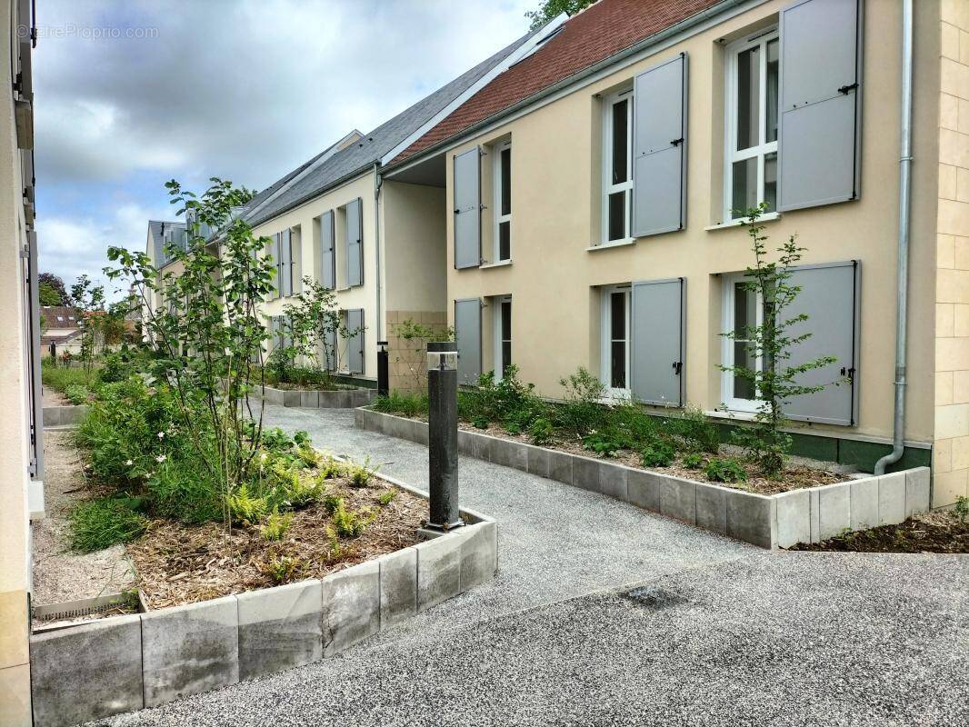 Appartement à PONT-SAINTE-MAXENCE