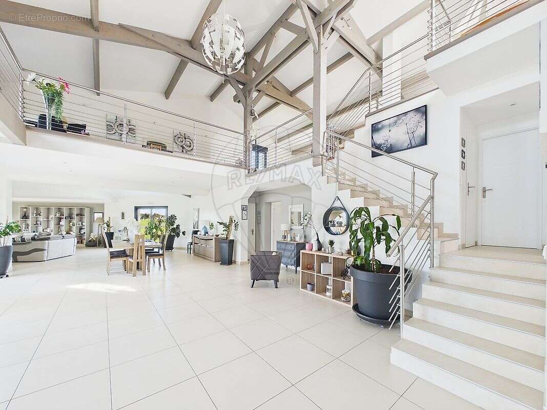 Maison à MESCHERS-SUR-GIRONDE