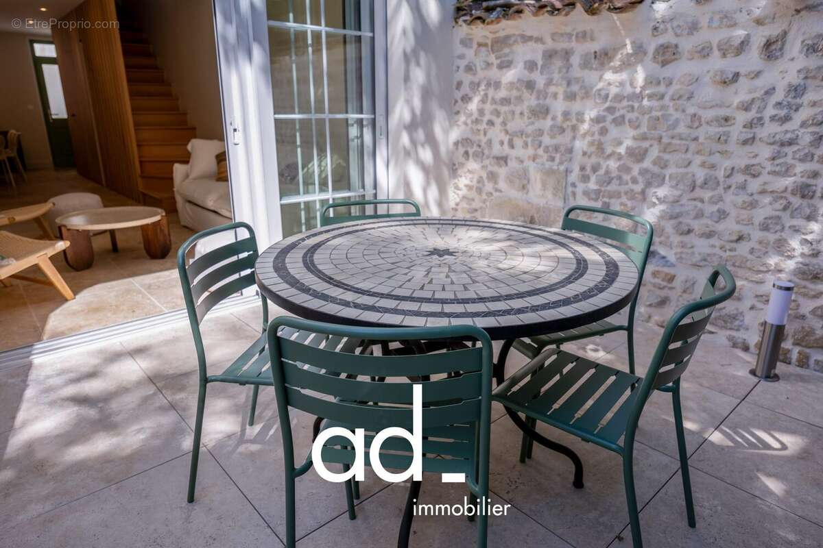 Maison 86 m² à La Rochelle  - photo 3