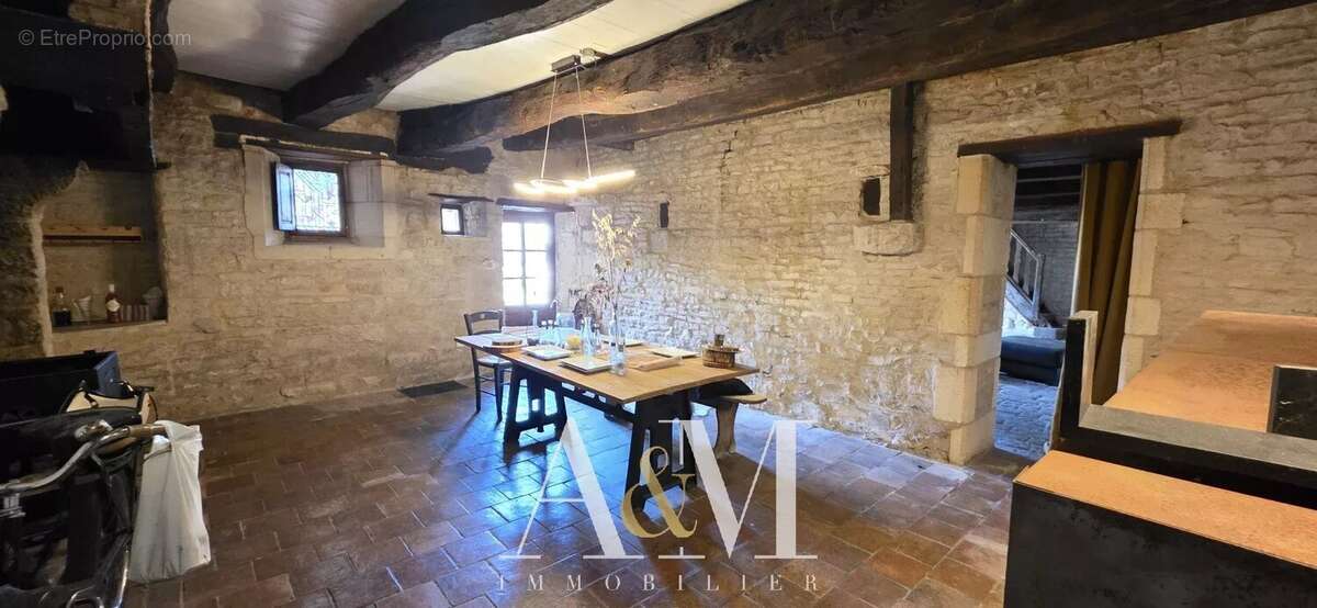 Maison à MAINE-DE-BOIXE