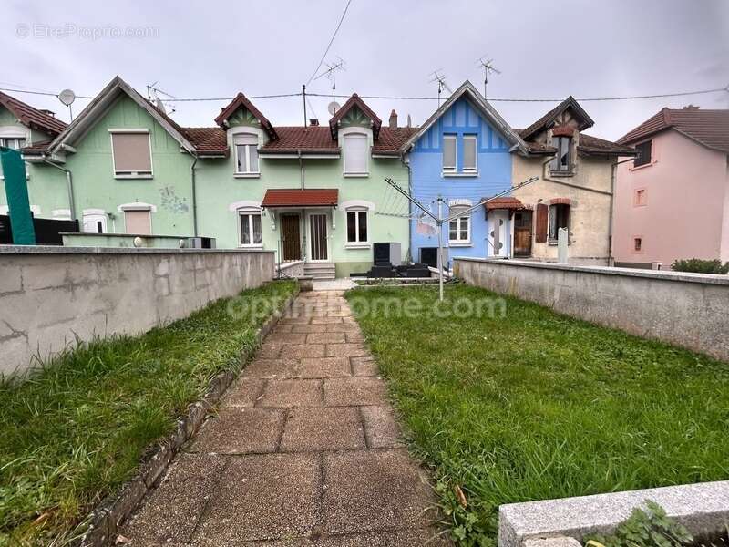 Maison à HIRSINGUE