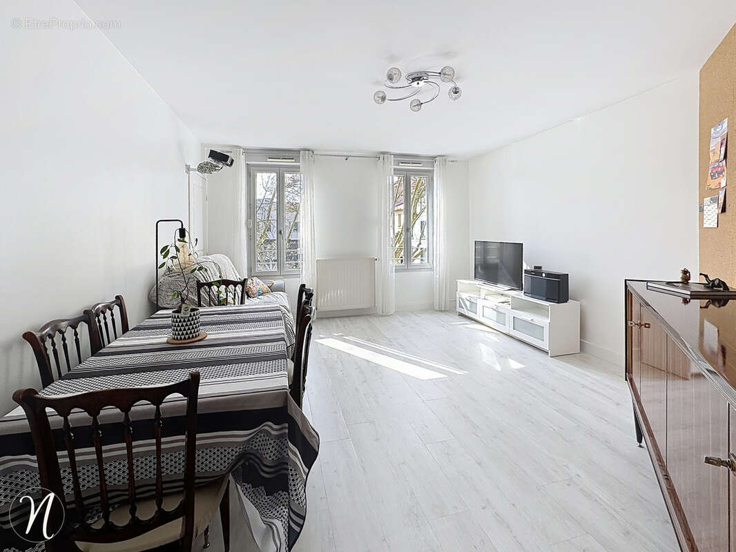 Appartement à OULLINS