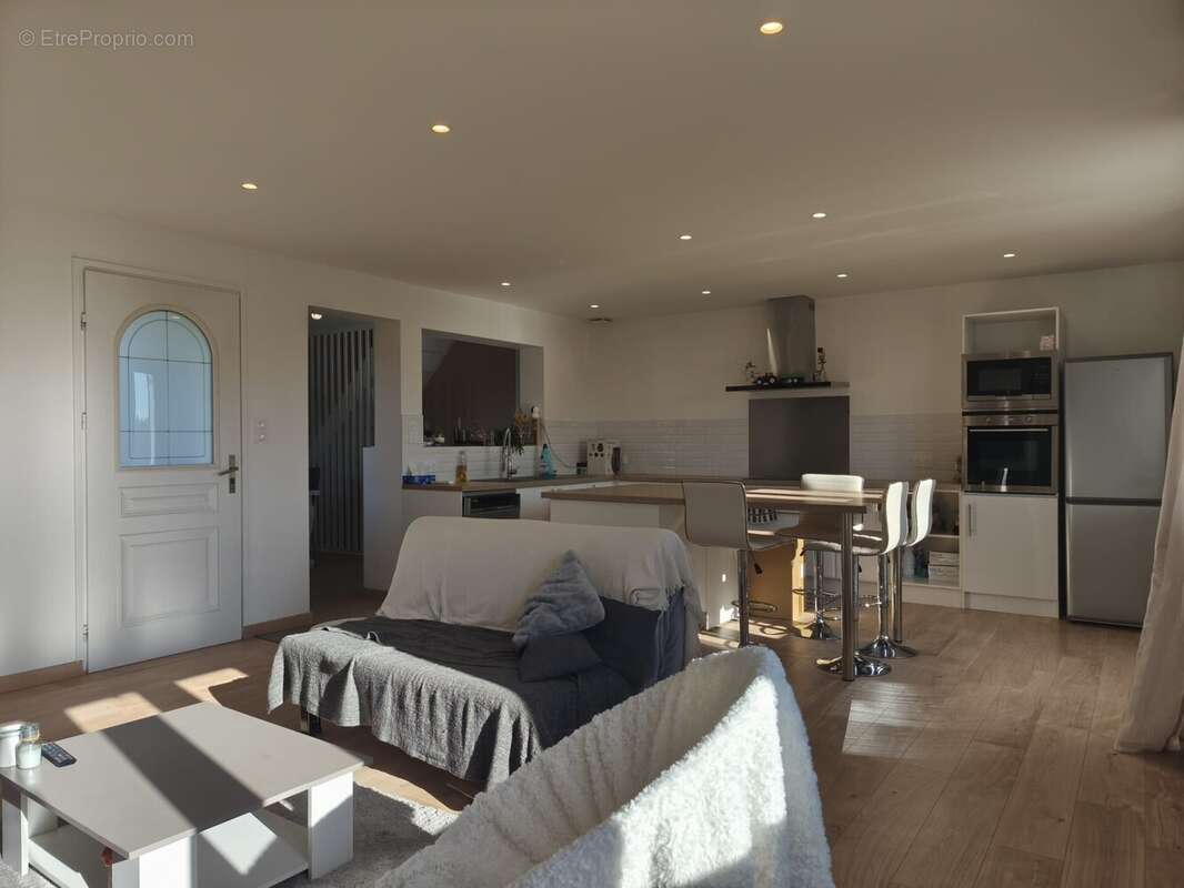 Maison à SAINT-DIDIER-D'AUSSIAT