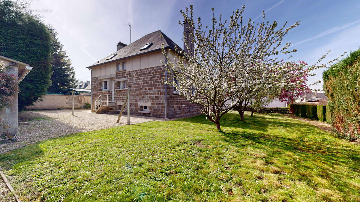 Maison à TORIGNI-SUR-VIRE