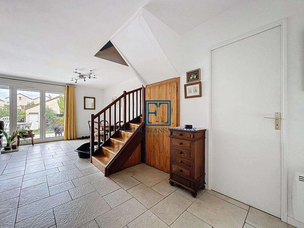Maison à MONTIGNY-LE-BRETONNEUX