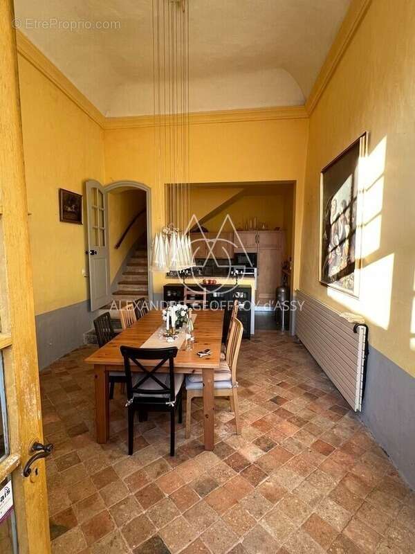 Maison à CHATEAU-GONTIER