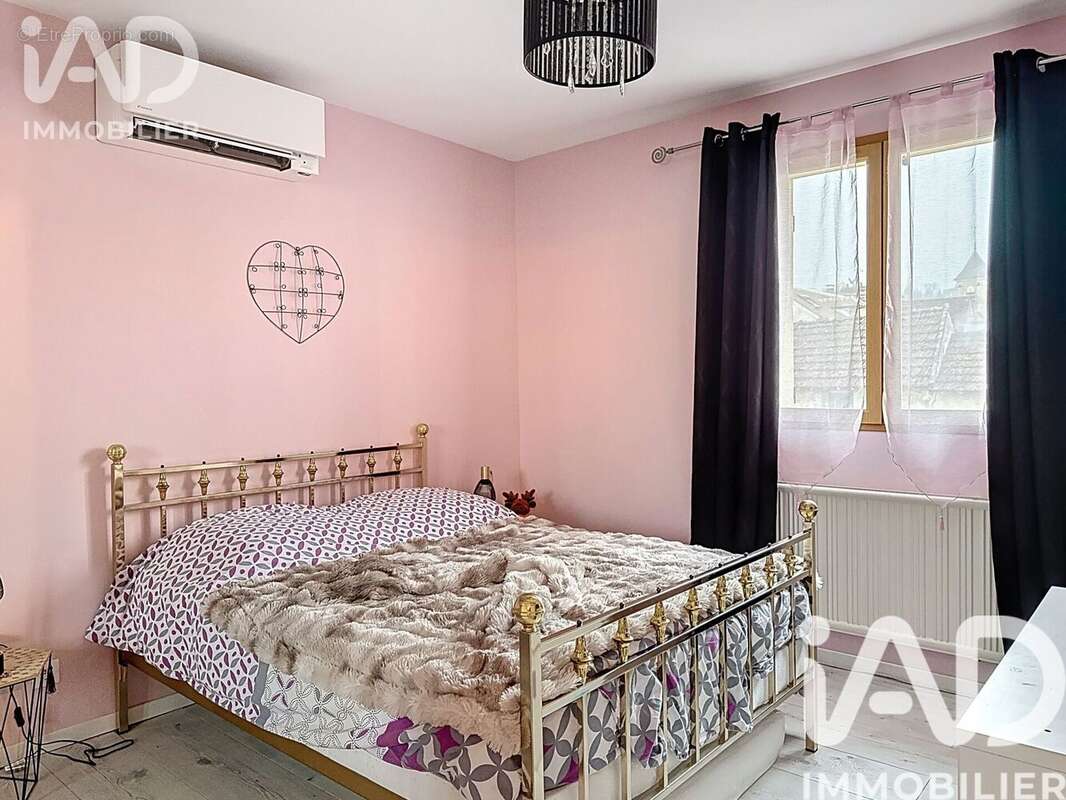 Photo 8 - Maison à VILLIERS-SUR-MORIN