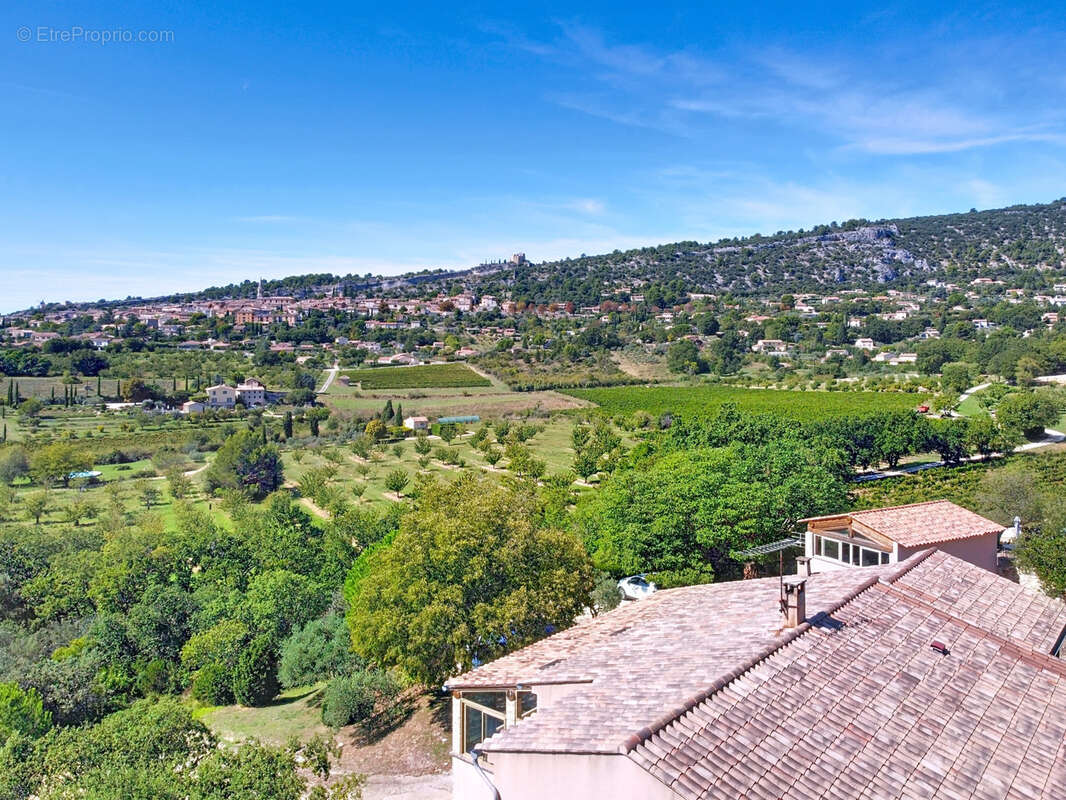 Maison à SAINT-SATURNIN-LES-APT