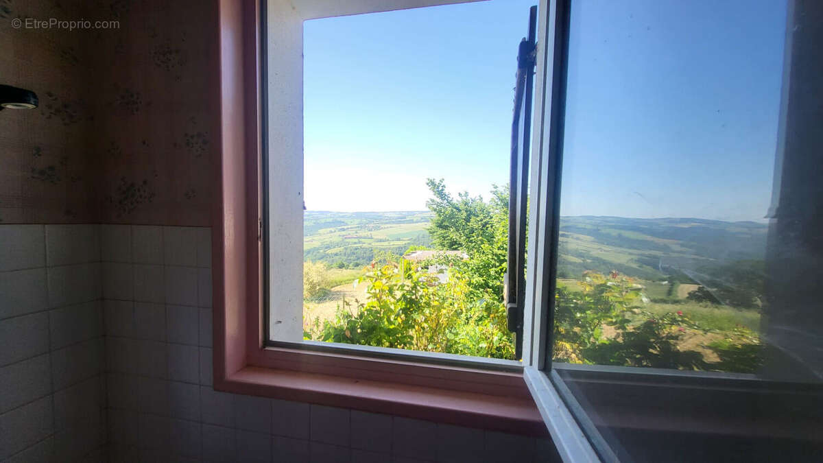 Maison à CHOUVIGNY