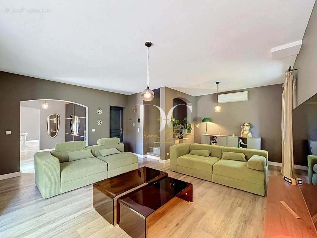 Maison 119 m² à L'isle-Sur-La-Sorgue  - photo 5