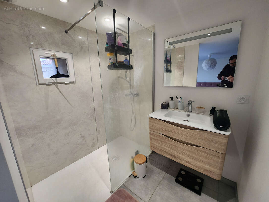 Maison en pierre rénovée avec studio indépendant, piscine et grand garage - photo 15