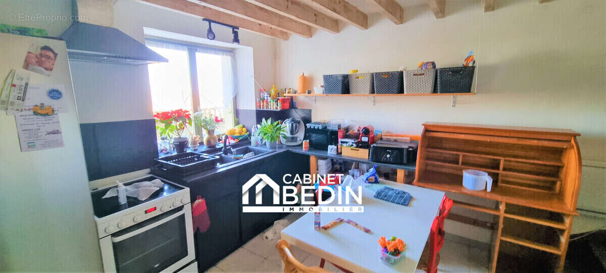 Appartement 287 m² à Nousse  - photo 9