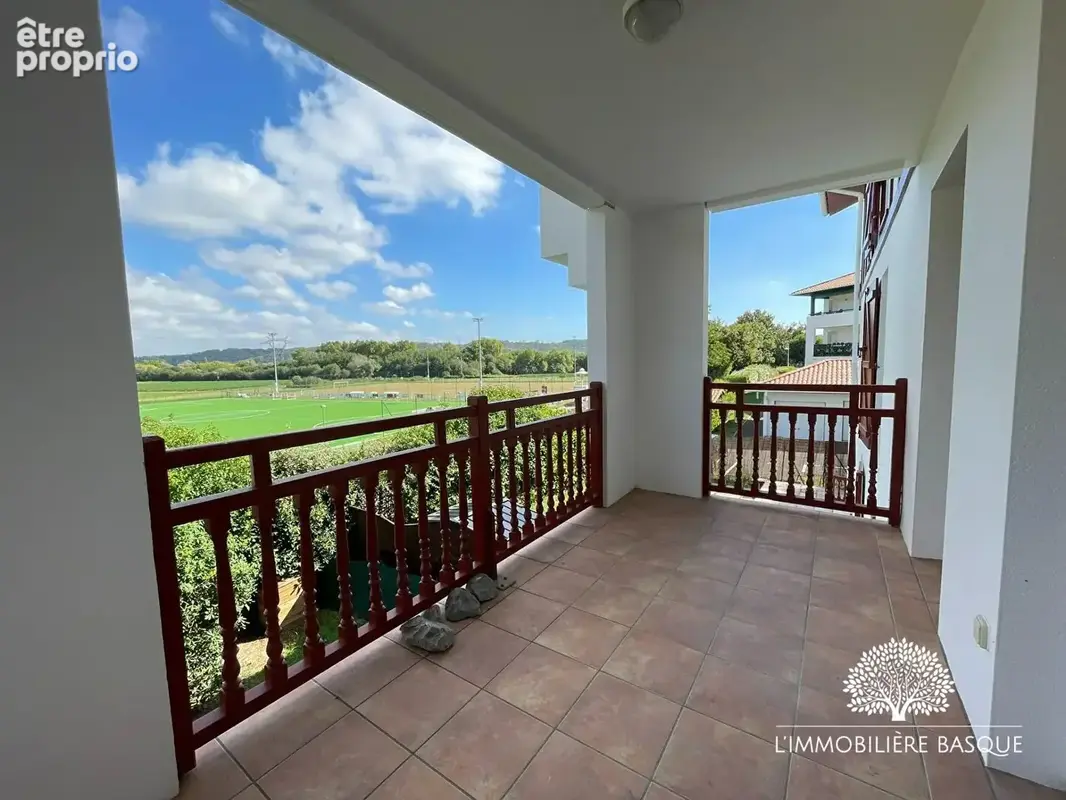 Appartement à USTARITZ