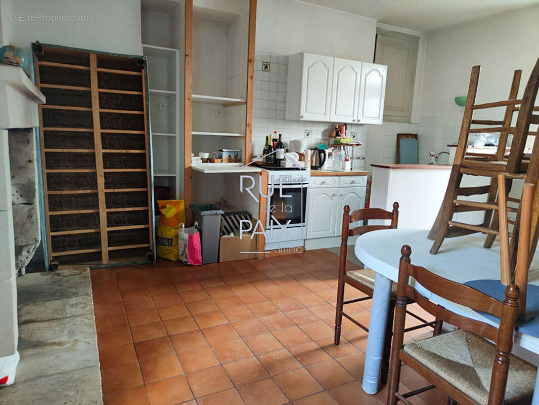 Maison à MONTHOIRON