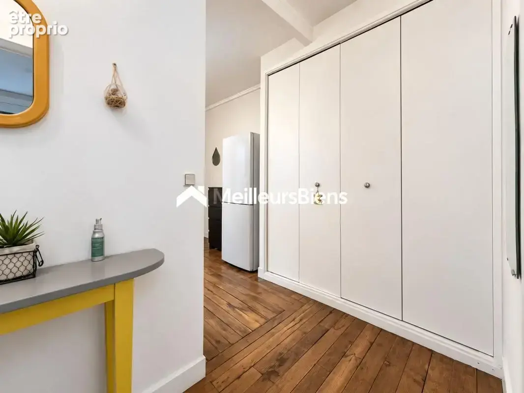 Paris 17/18e – Métro Guy Môquet – Grand 2 pièces de 53,60 m² avec cave - photo 8