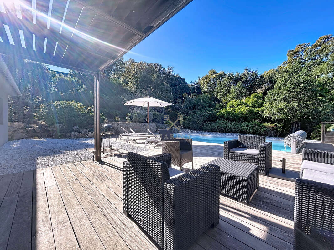 Maison à PORTO-VECCHIO