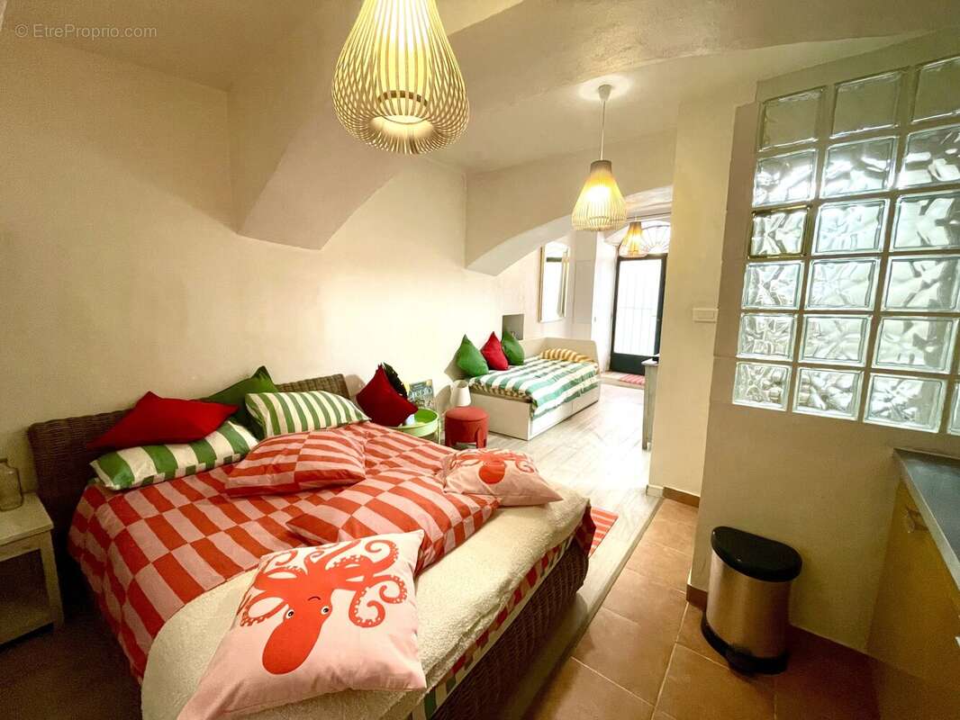 Appartement à ROQUEBRUNE-CAP-MARTIN