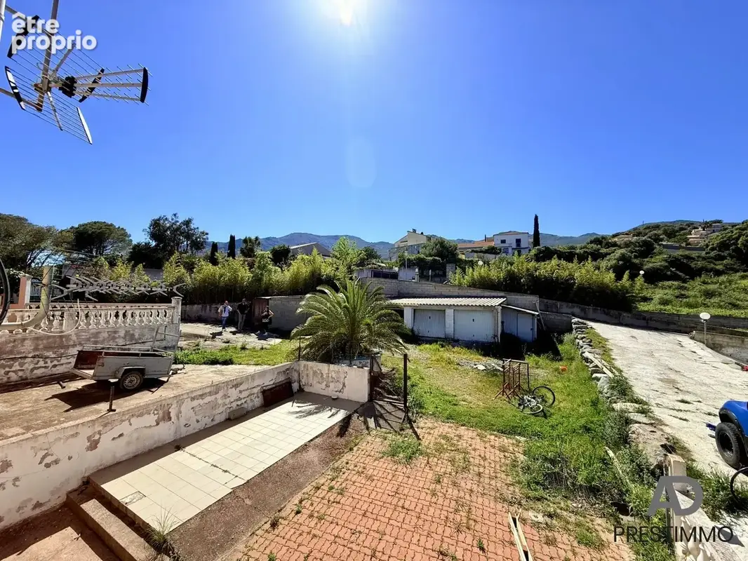 Maison 9 pièces 335 m² à vendre à Furiani (20600) - photo 4