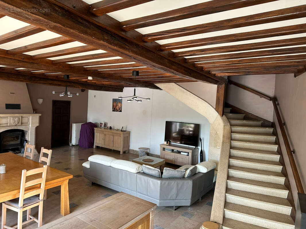 Maison familiale  de 250 m2 au centre du vignoble bourguignon a 10 min de chatillon sur seine (21) - photo 5