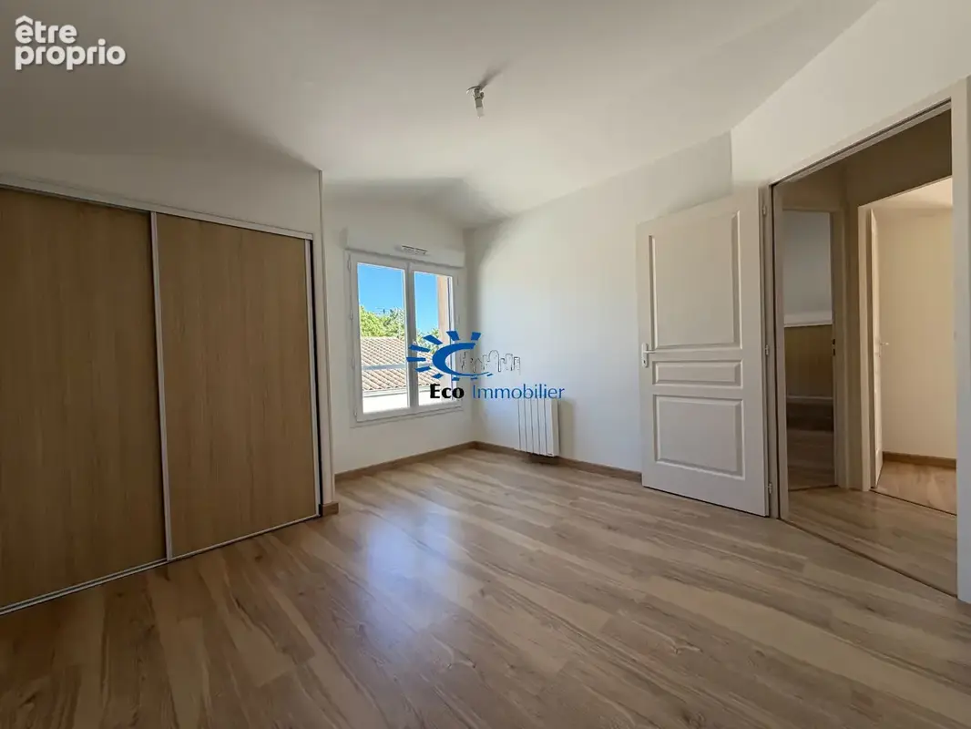 Maison 4 chambres avec exterieur et garage - photo 5