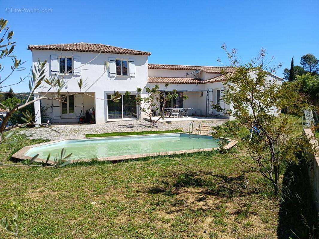 Maison à LE VAL