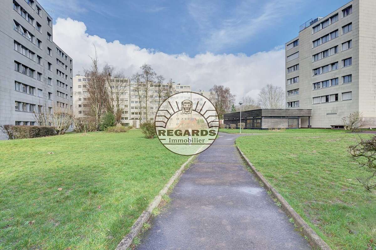 Appartement à SEVRES