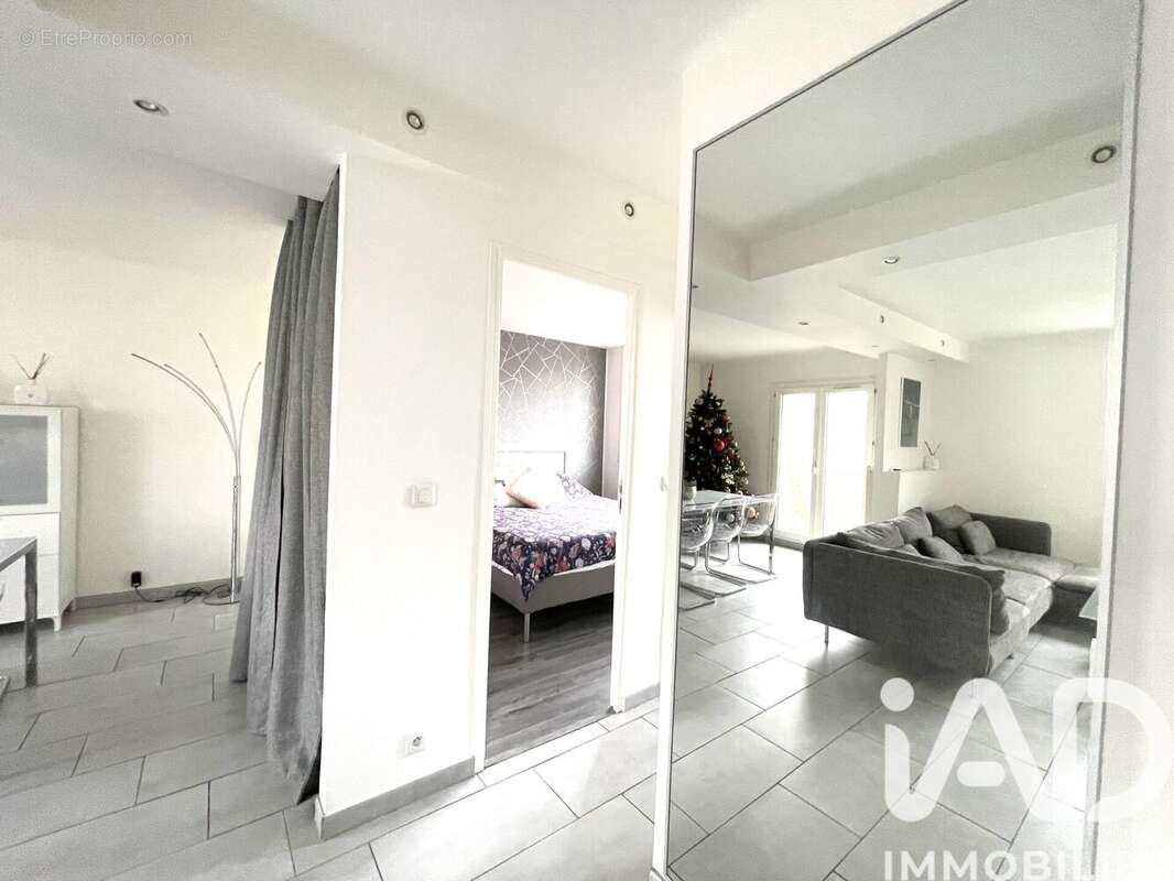 Photo 7 - Appartement à SAINT-GERMAIN-LES-ARPAJON