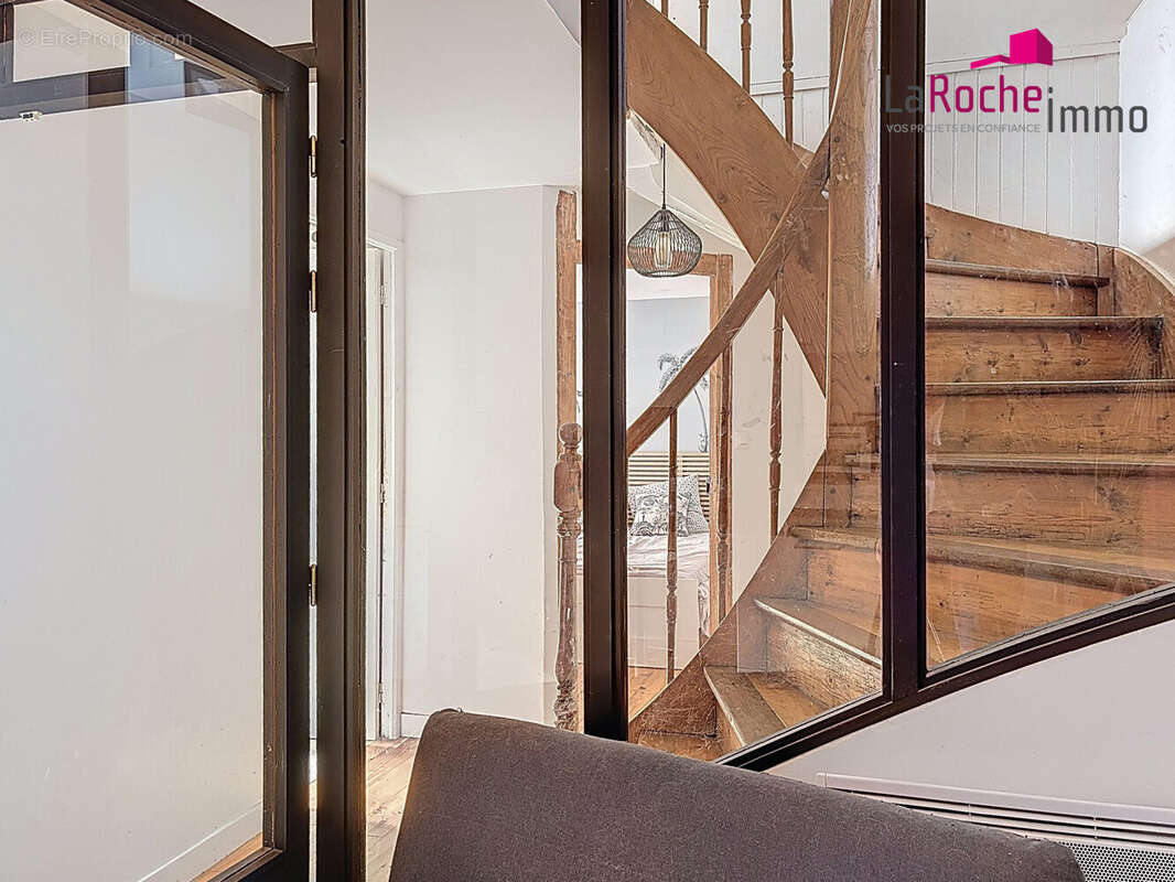 Maison à LA ROCHE-MAURICE