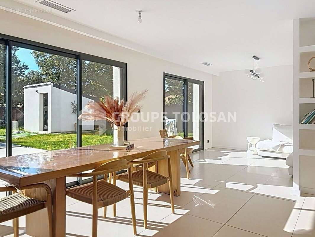 Maison à CASTELMAUROU