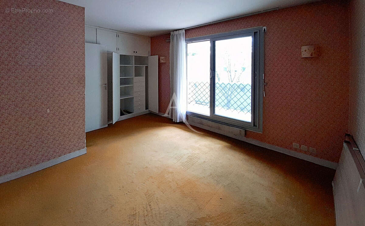 Appartement à SURESNES