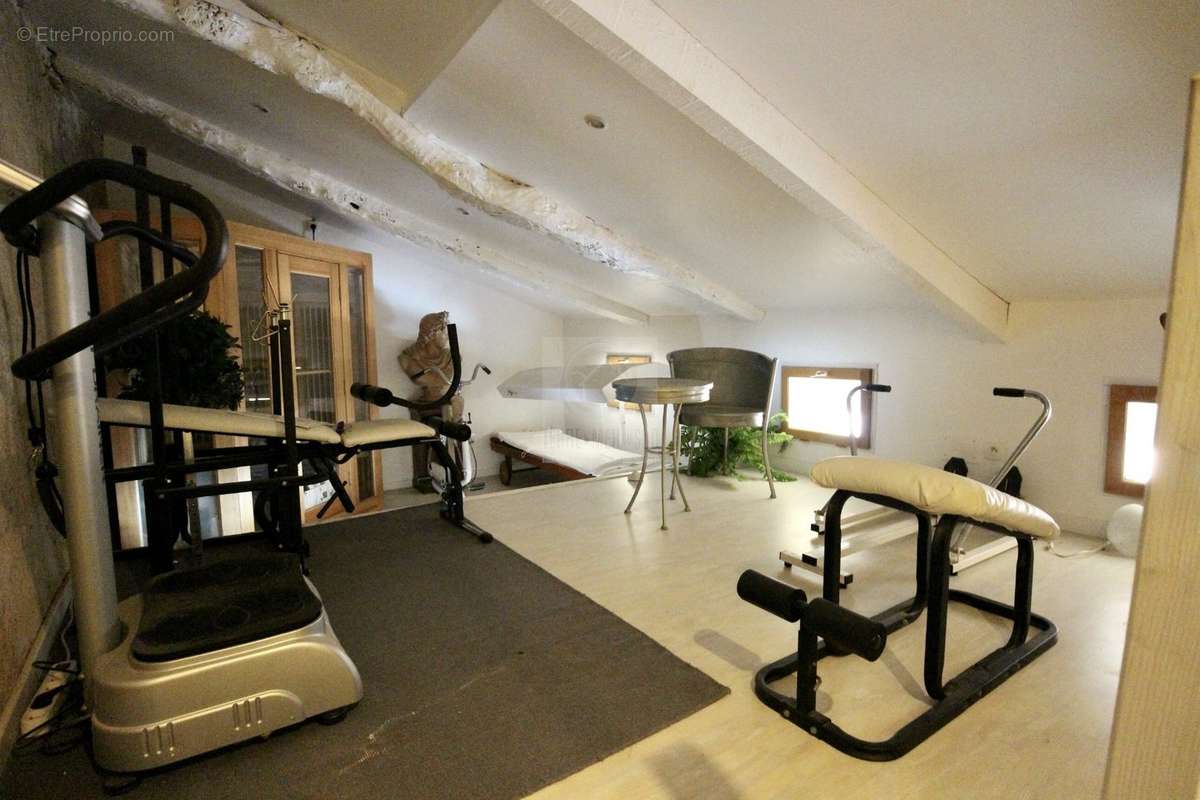 Maison à CORNEILHAN