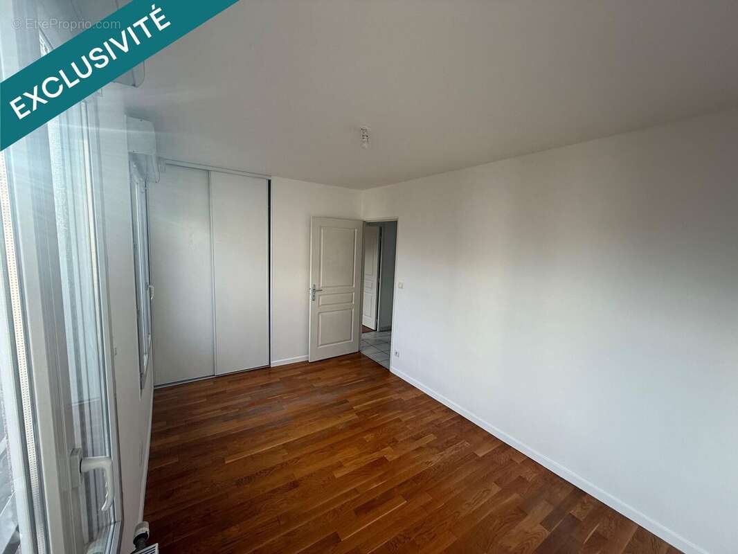 Photo 6 - Appartement à VILLEURBANNE