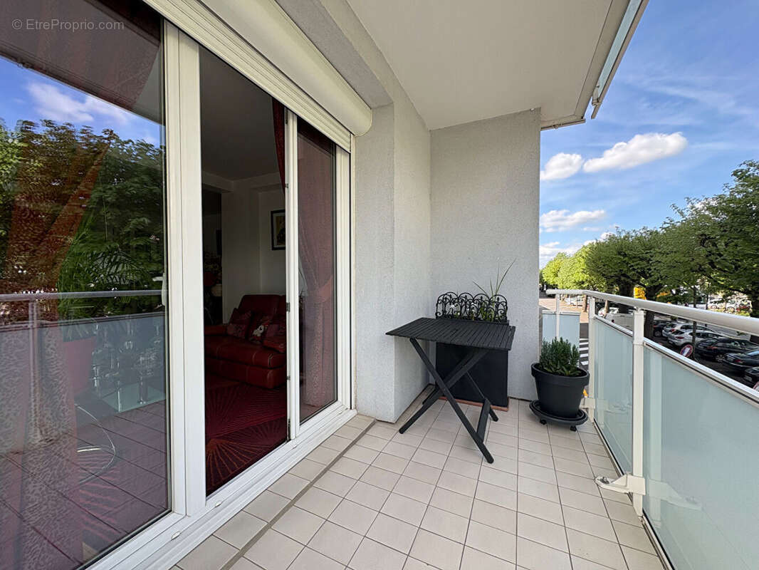 Appartement 6 pièces à vendre à Reims Boulevard de la Paix - 98.42 m², balcon , garage - photo 5
