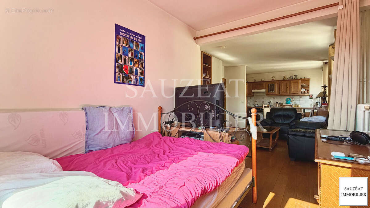 Appartement à MONTROUGE