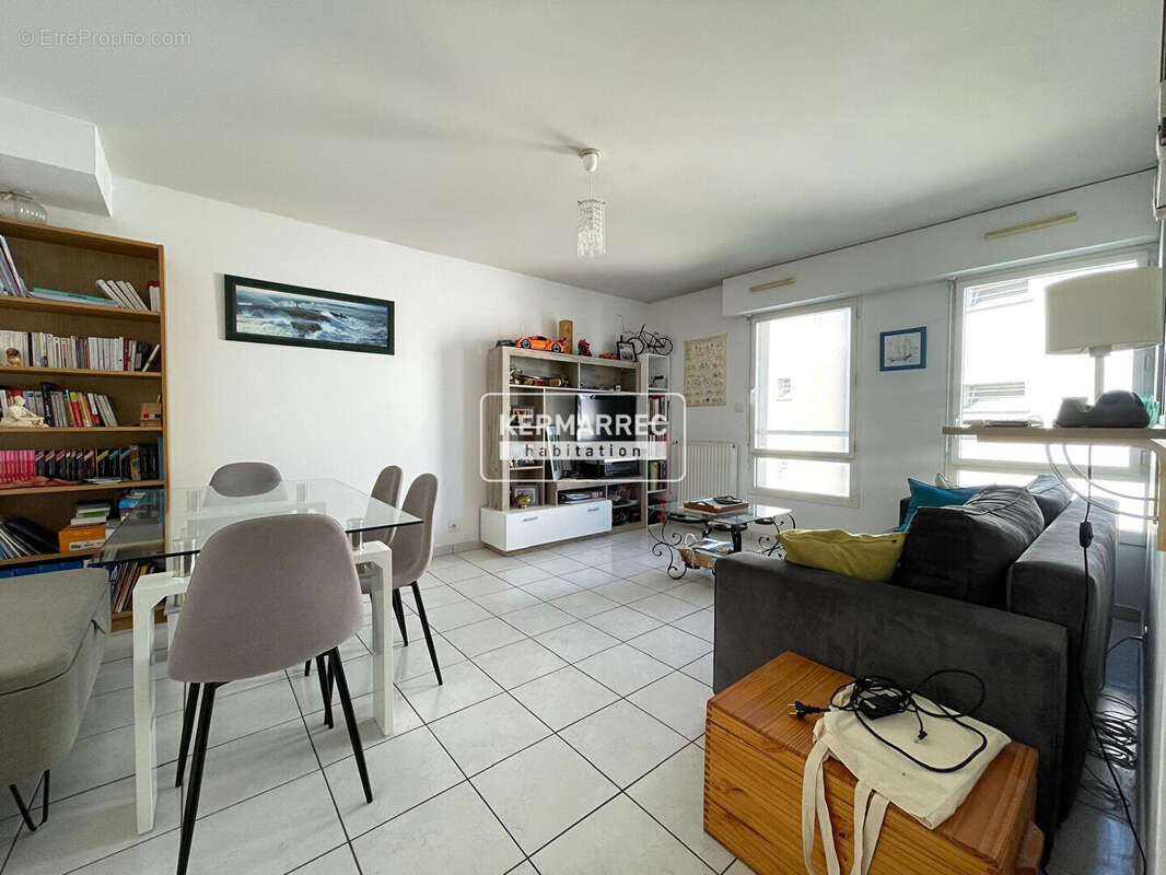 A vendre appartement 3 pièces centre ville rue du calvaire residence sevigne cesson sevigne - photo 2
